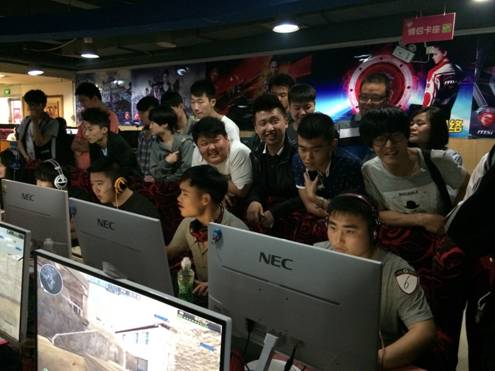 更是其执教 更是其执教