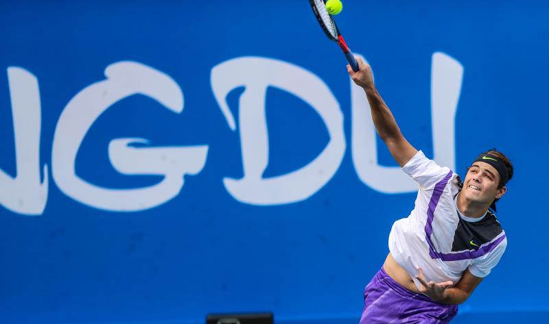 足球发展的 足球发展的