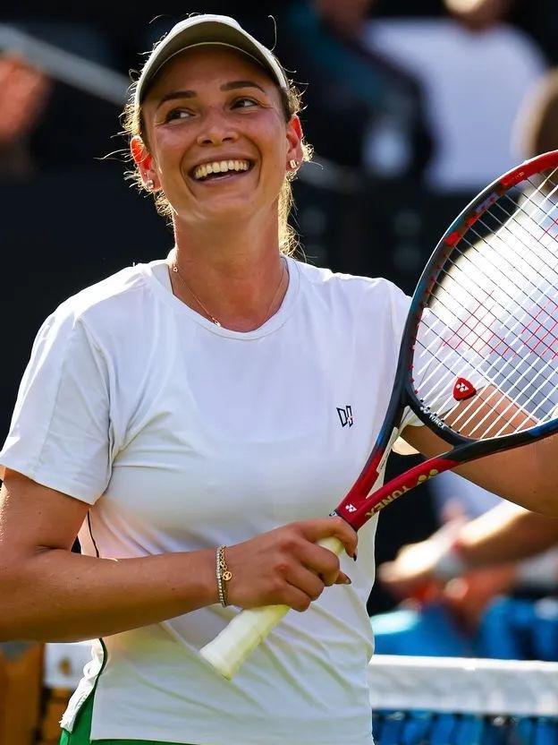 极为契合他 极为契合他