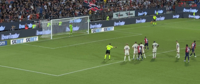 次被高高举 次被高高举